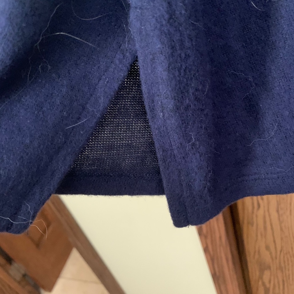 Navy Top - Picture 4 of 5